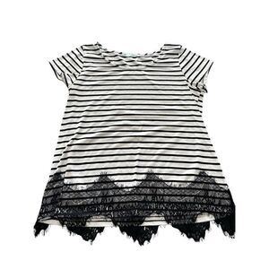 Maurices classic tee size L